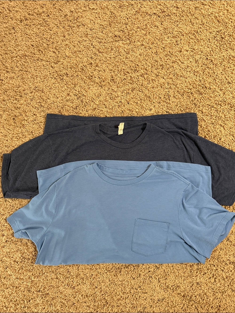 Men's Navy Short Sleeve Tee